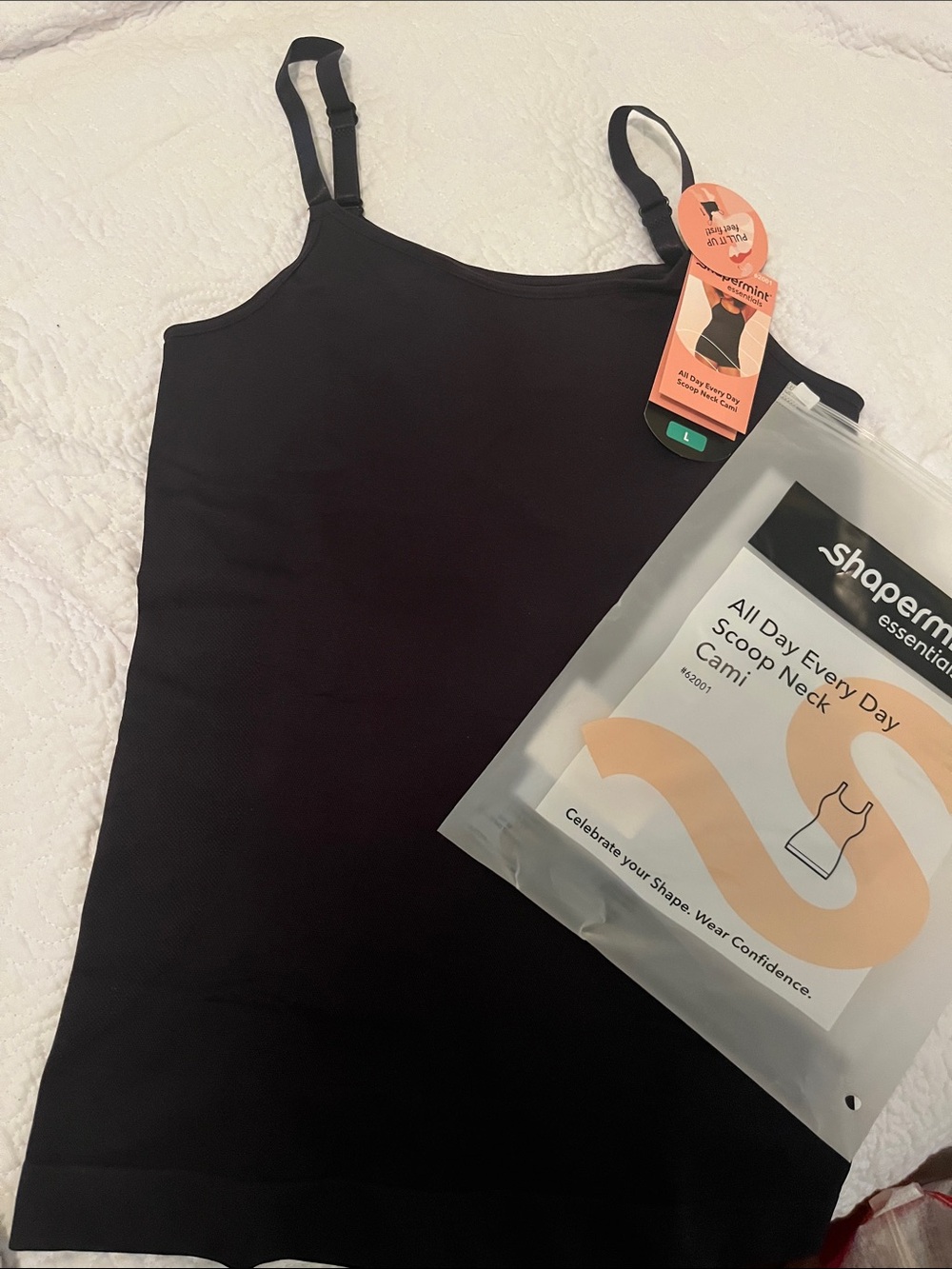 Shapermint Black Scoop Neck Cami L NWT